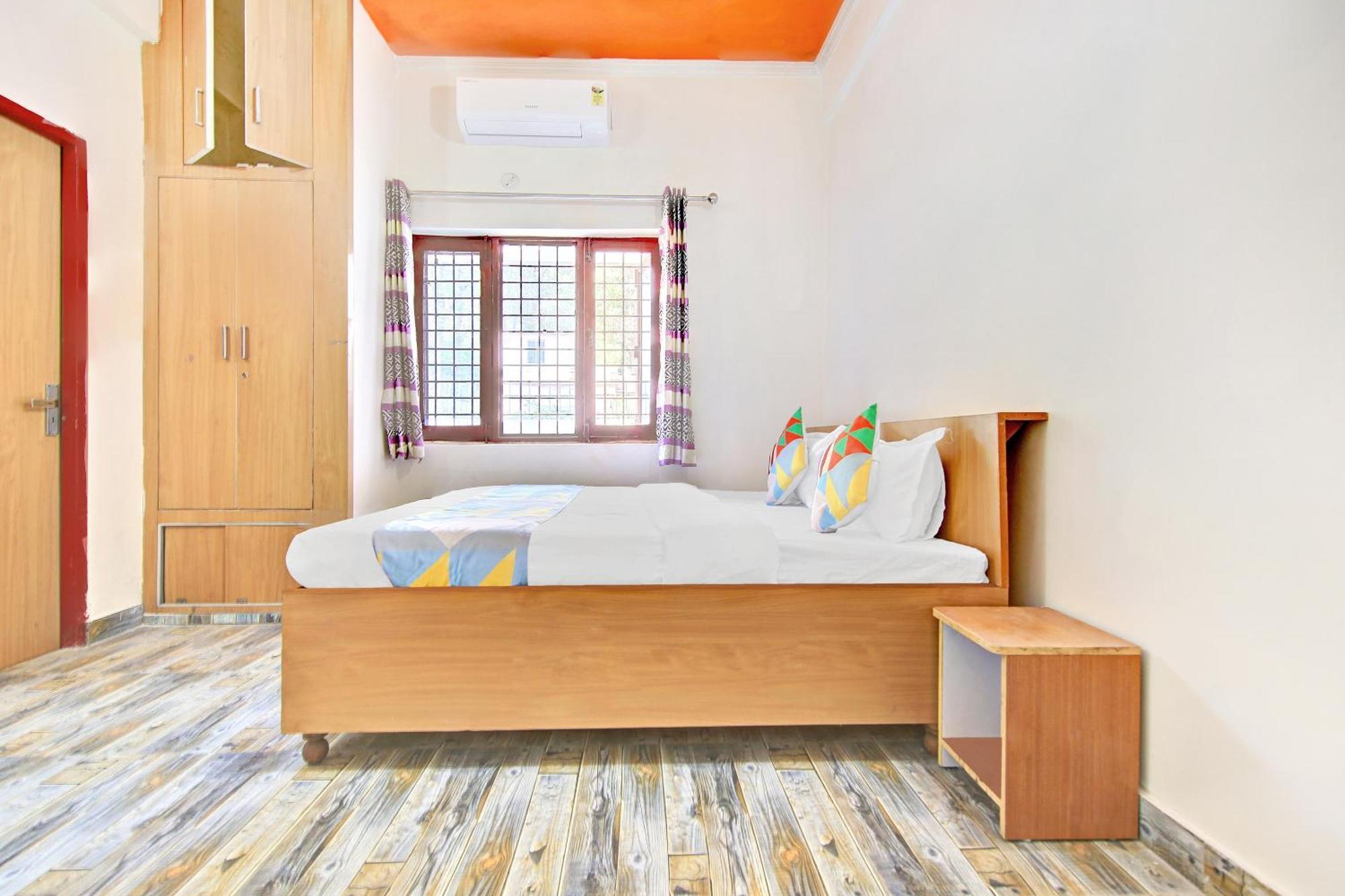 Home 78802 Balaji Bhawan Jhājra Exteriör bild
